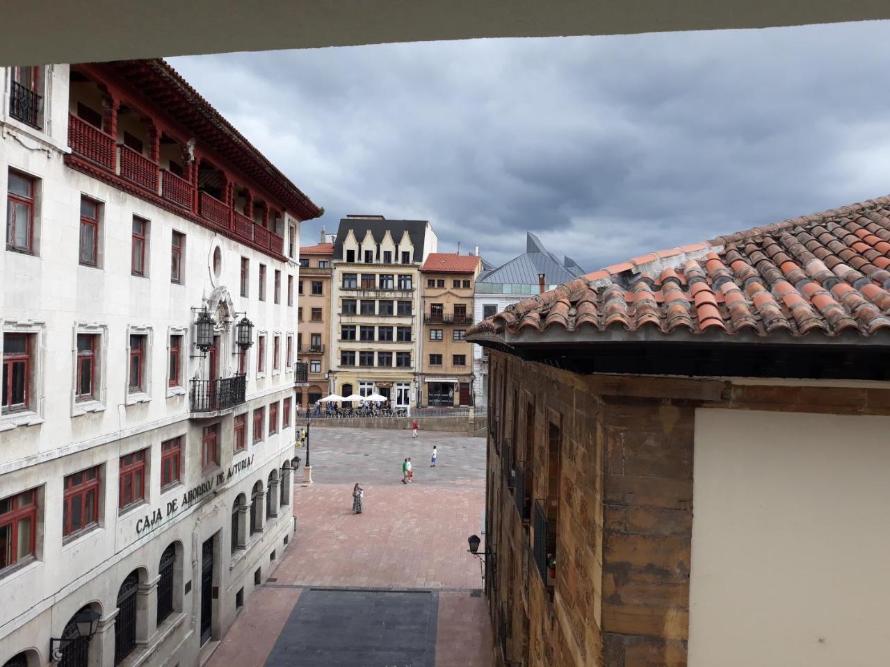 Viviendas Catedral Apartment *